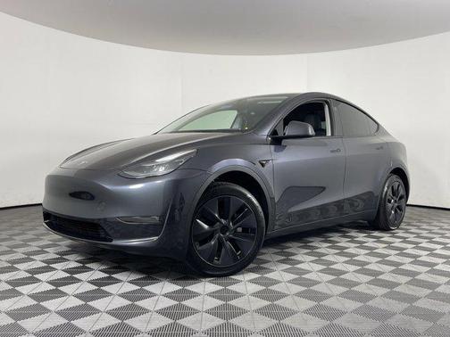 2024 Tesla Model Y RWD *Ltd Avail*