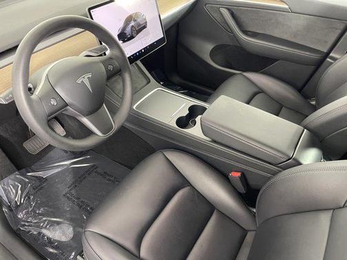 2024 Tesla Model Y RWD *Ltd Avail*