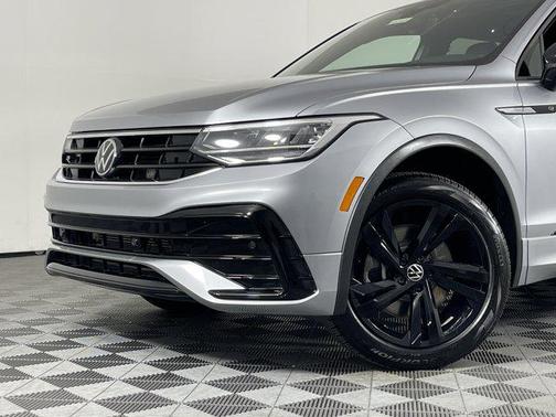 2024 Volkswagen Tiguan 2.0T SE R-Line Black 4MOTION