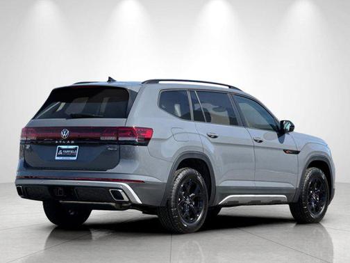 pure gray 2026 Volkswagen Atlas Peak Edition