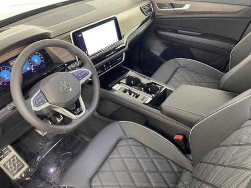 2026 Volkswagen Atlas 2.0T SEL Premium R-Line 4MOTION