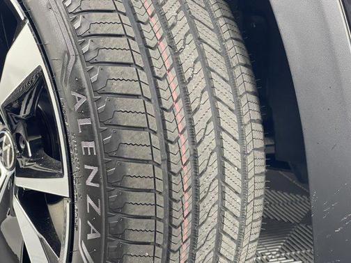 2026 Volkswagen Atlas 2.0T SEL Premium R-Line 4MOTION