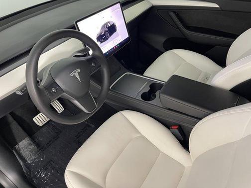 2023 Tesla Model Y Performance Dual Motor All-Wheel Drive