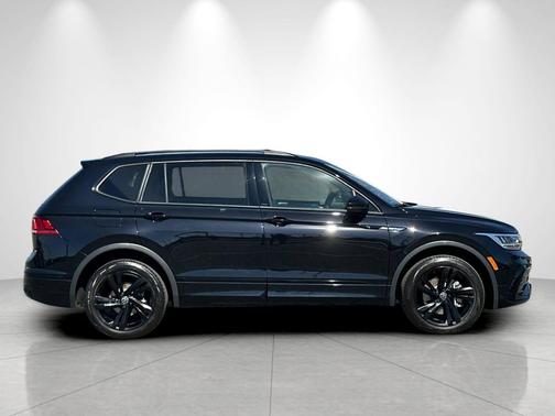 OTHER 2024 Volkswagen Tiguan 2.0T SE R-Line Black