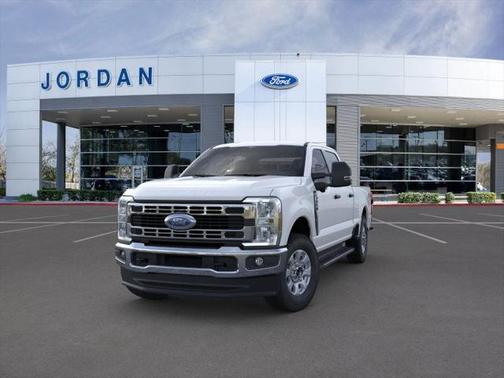2025 Ford F-350 XLT