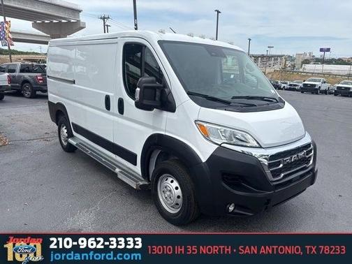 2023 RAM ProMaster 2500 Base