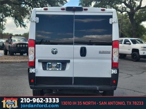 2023 RAM ProMaster 2500 Base