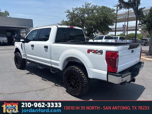 2022 Ford F-350 XLT