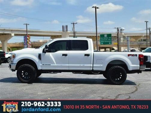 2022 Ford F-350 XLT