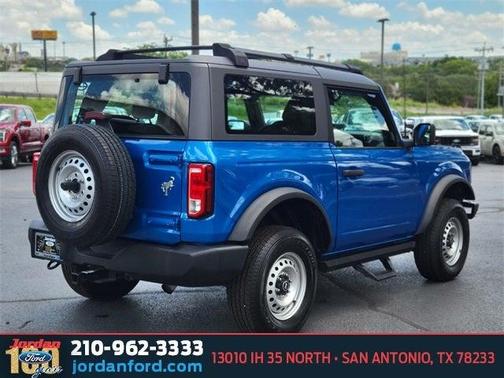 2022 Ford Bronco Base
