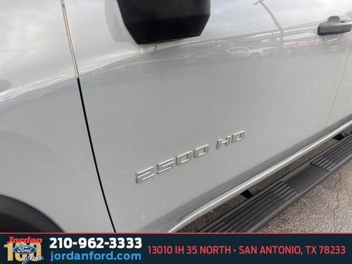 2025 Chevrolet Silverado 2500 Custom