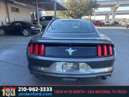 2015 Ford Mustang V6