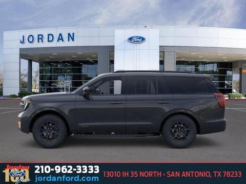 Dark Matter Gray Metallic 2026 Ford Expedition Tremor