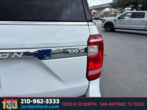 Oxford White 2021 Ford Expedition Max XLT