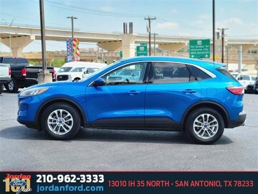 2020 Ford Escape SE
