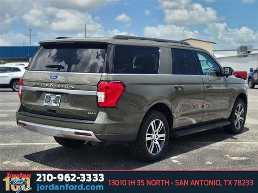 2024 Ford Expedition Max XLT