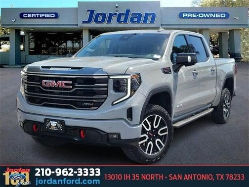 2024 GMC Sierra 1500 AT4