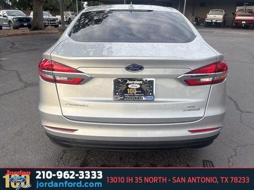 2019 Ford Fusion Hybrid SE