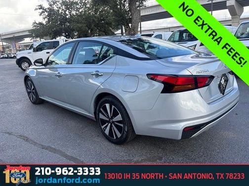 Brilliant Silver Metallic 2021 Nissan Altima 2.5 SV
