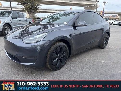 2025 Tesla Model Y Long Range Single Motor Rear-Wheel Drive