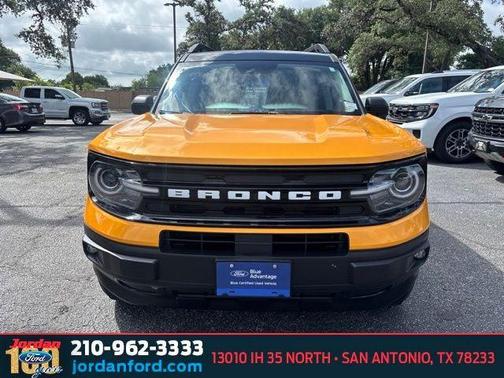 CYBER ORANGE METALLIC TC 2023 Ford Bronco Sport Outer Banks
