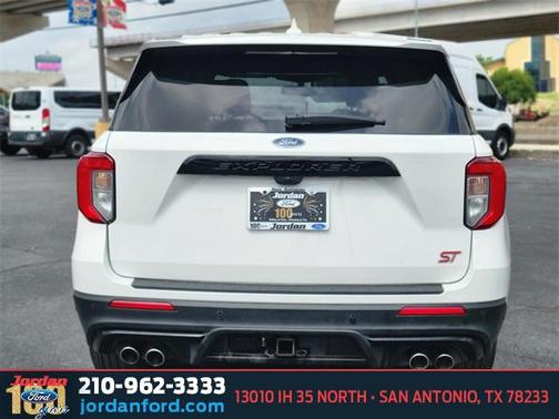 2021 Ford Explorer ST