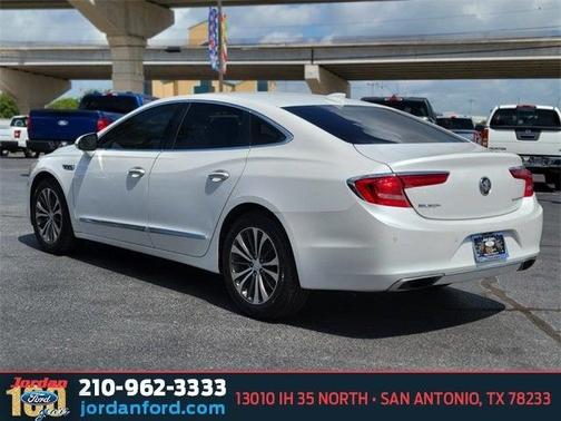 2018 Buick LaCrosse Essence