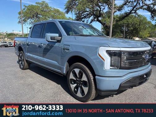AZURE GRAY METALLIC TRICOAT 2023 Ford F-150 Lightning Platinum