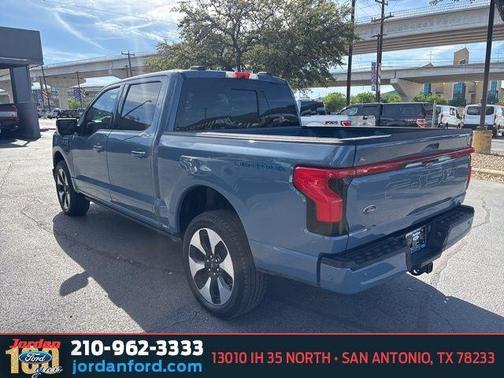 AZURE GRAY METALLIC TRICOAT 2023 Ford F-150 Lightning Platinum