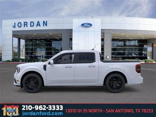 2026 Ford Maverick Lobo Standard