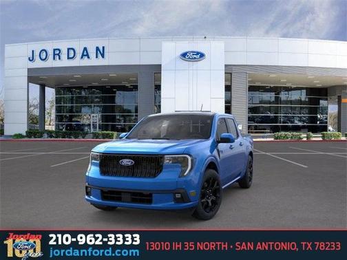 2026 Ford Maverick Lobo Standard