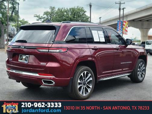 2022 Jeep Grand Cherokee 4xe Overland