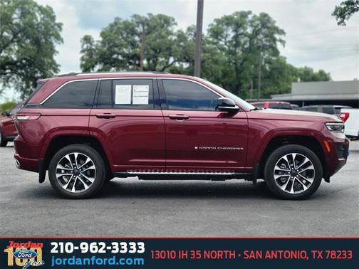 2022 Jeep Grand Cherokee 4xe Overland