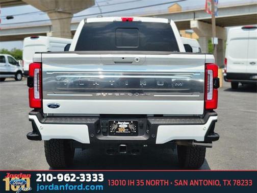 2025 Ford F-250 Platinum