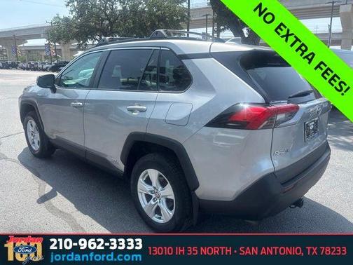 Silver Sky Metallic 2021 Toyota RAV4 Hybrid XLE
