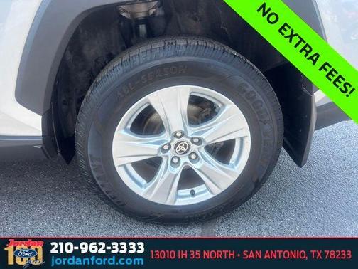 Silver Sky Metallic 2021 Toyota RAV4 Hybrid XLE