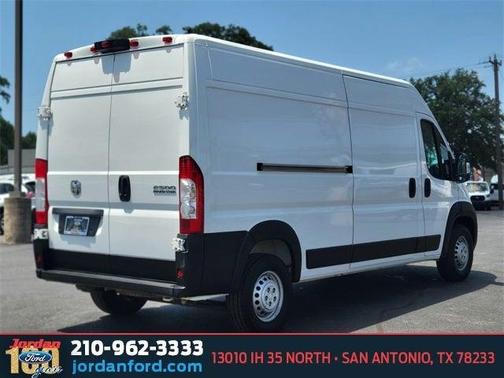 2025 RAM ProMaster 2500 Tradesman