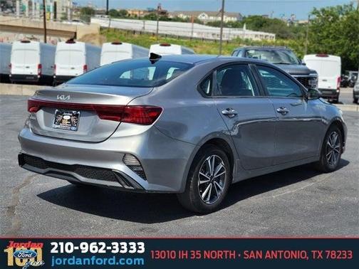 2022 Kia Forte LXS