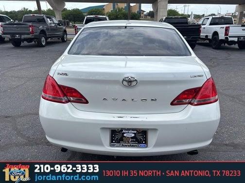 2010 Toyota Avalon Limited
