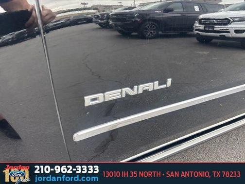 Onyx Black 2015 GMC Yukon Denali