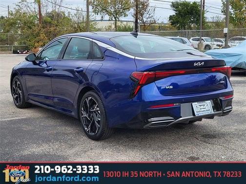 2025 Kia K5 GT-Line