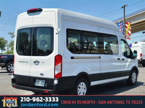 2022 Ford Transit-350 XLT