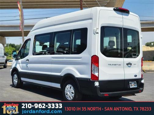 2022 Ford Transit-350 XLT