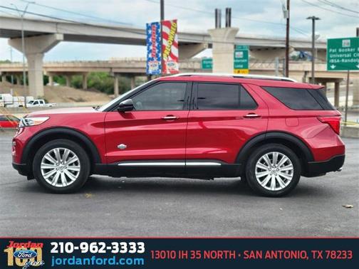 2022 Ford Explorer King Ranch