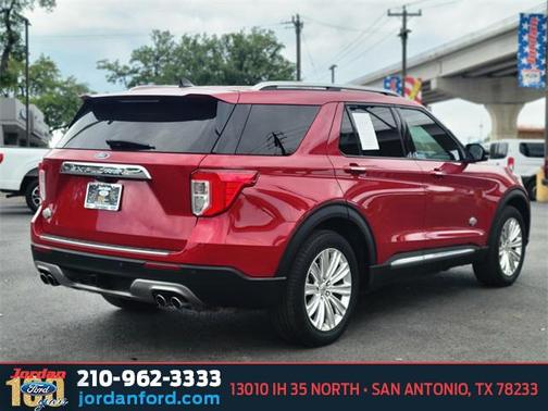 2022 Ford Explorer King Ranch