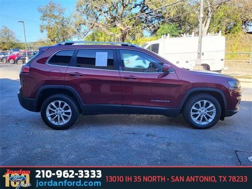 2019 Jeep Cherokee Latitude