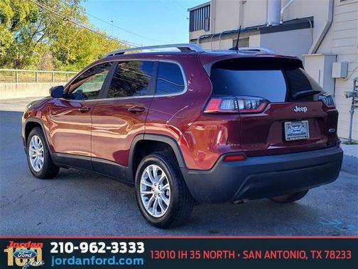 2019 Jeep Cherokee Latitude
