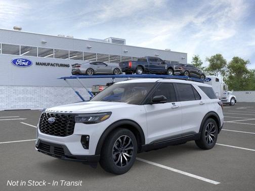 SPACE WHITE METALLIC 2026 Ford Explorer ST-Line