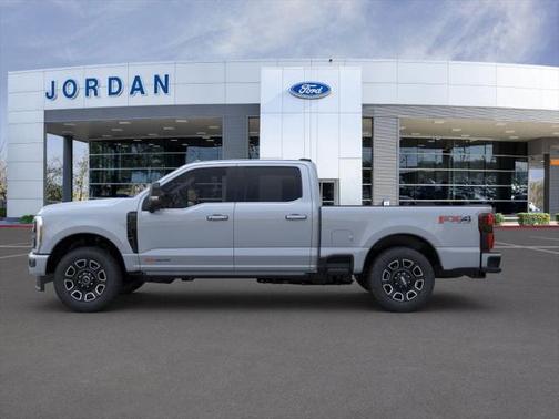 2025 Ford F-250 Platinum