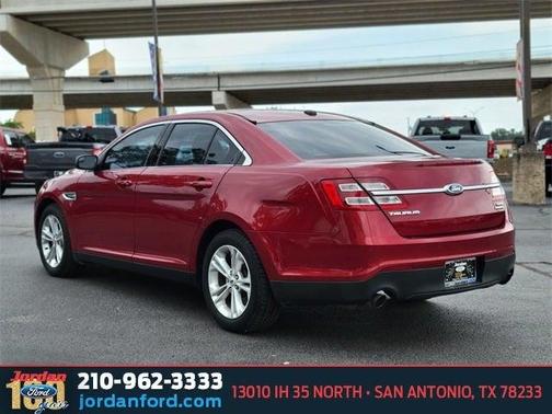 2014 Ford Taurus SEL